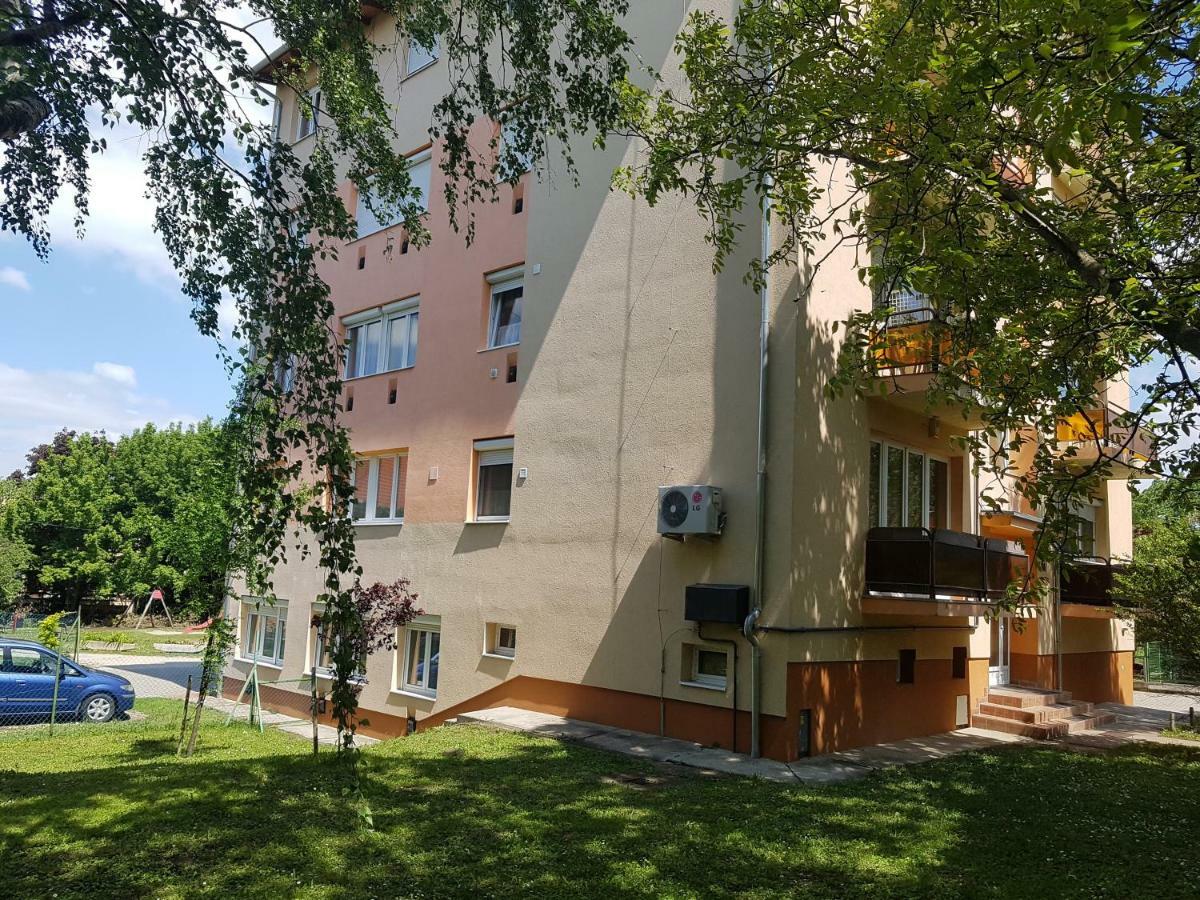 Bazsi Apartman Siofok Dış mekan fotoğraf